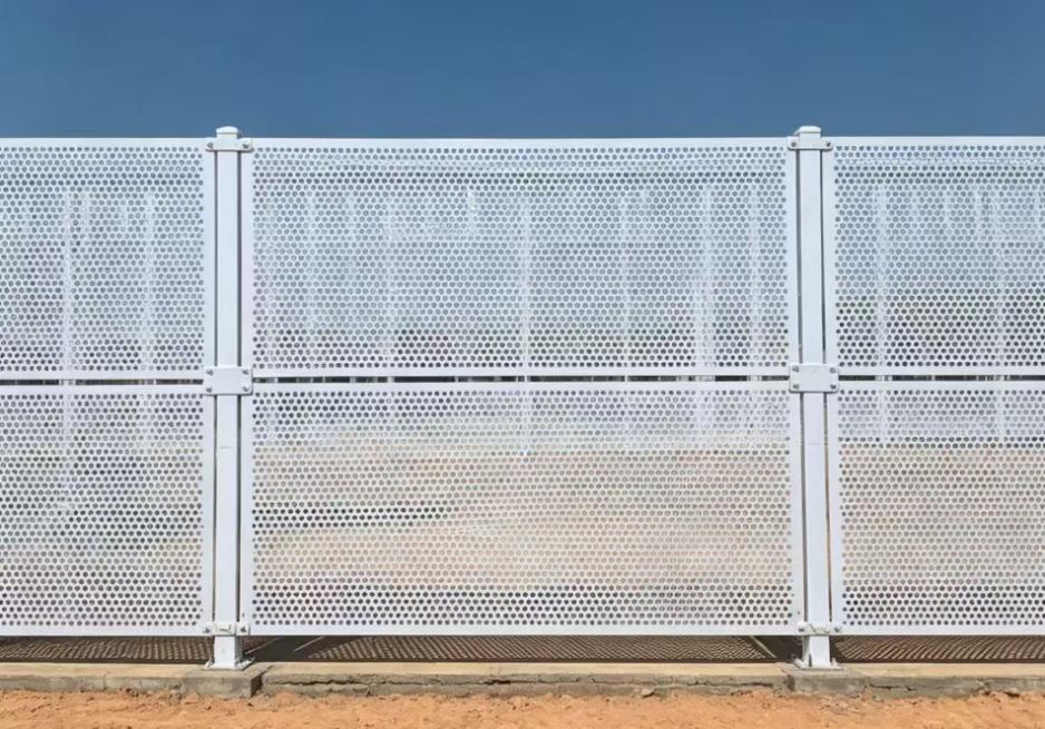 仮囲いフェンス施工イメージ
